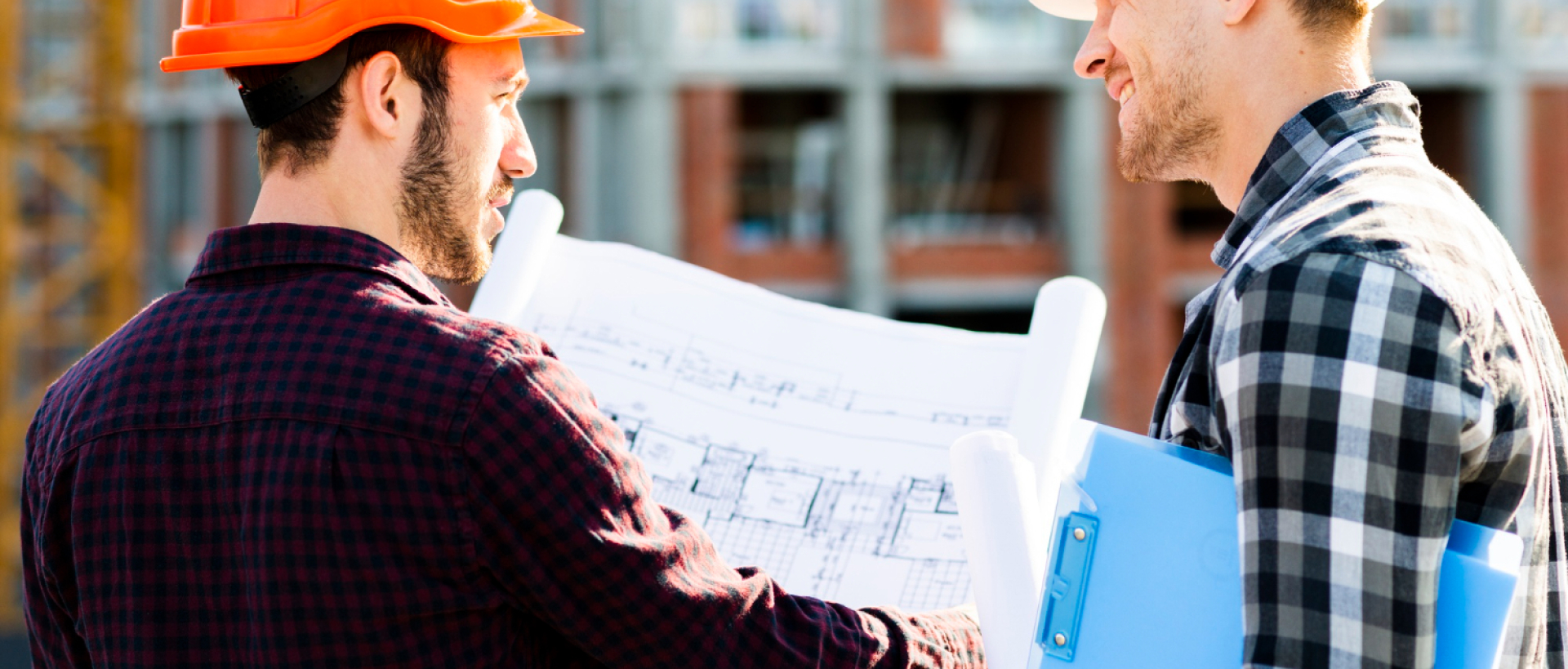 Difference between architect and draftsman which one is suitable for your custom home build