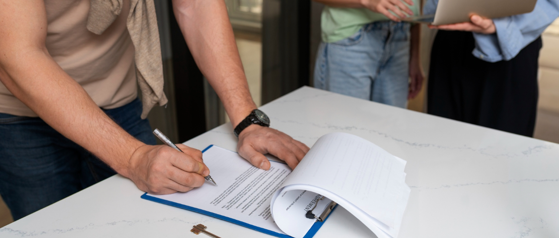 A final walkthrough checklist for the home owners before getting the keys.