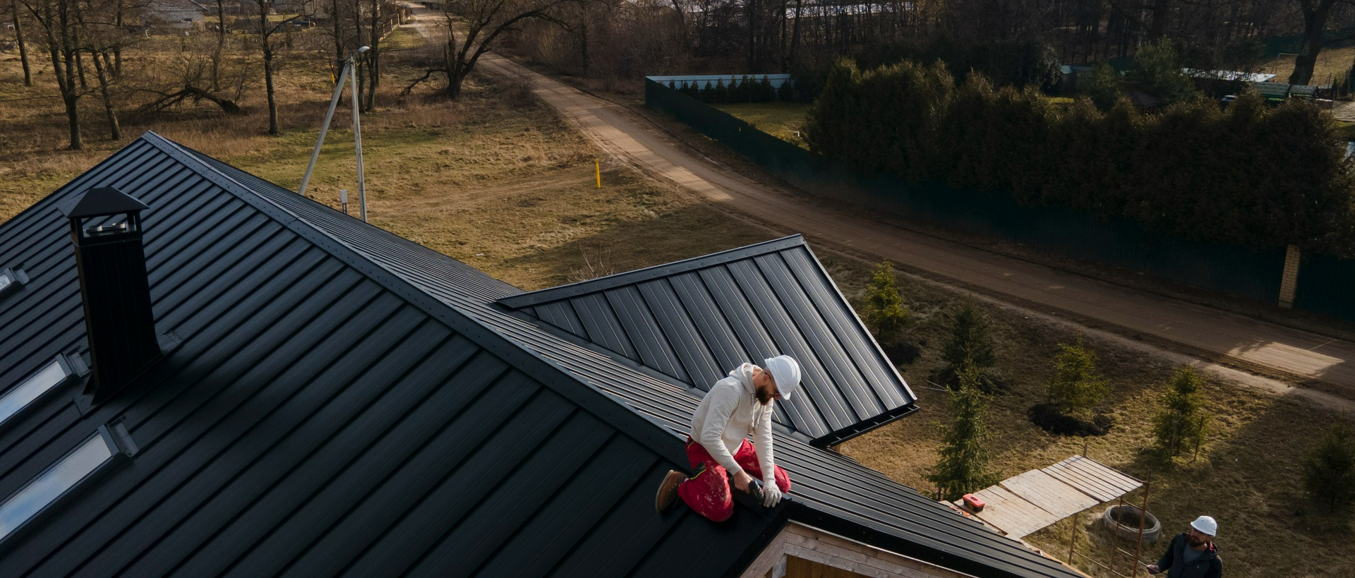 How to Choose the Right Roofing Material for Your Home